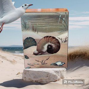 Vintage Cedar Box With 3D Foil Beach And Shells Picture On Front